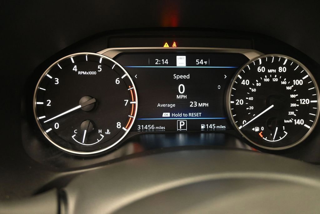 Used 2023 Nissan Altima 2.5 SV w/ SV Premium Package FWD image 18