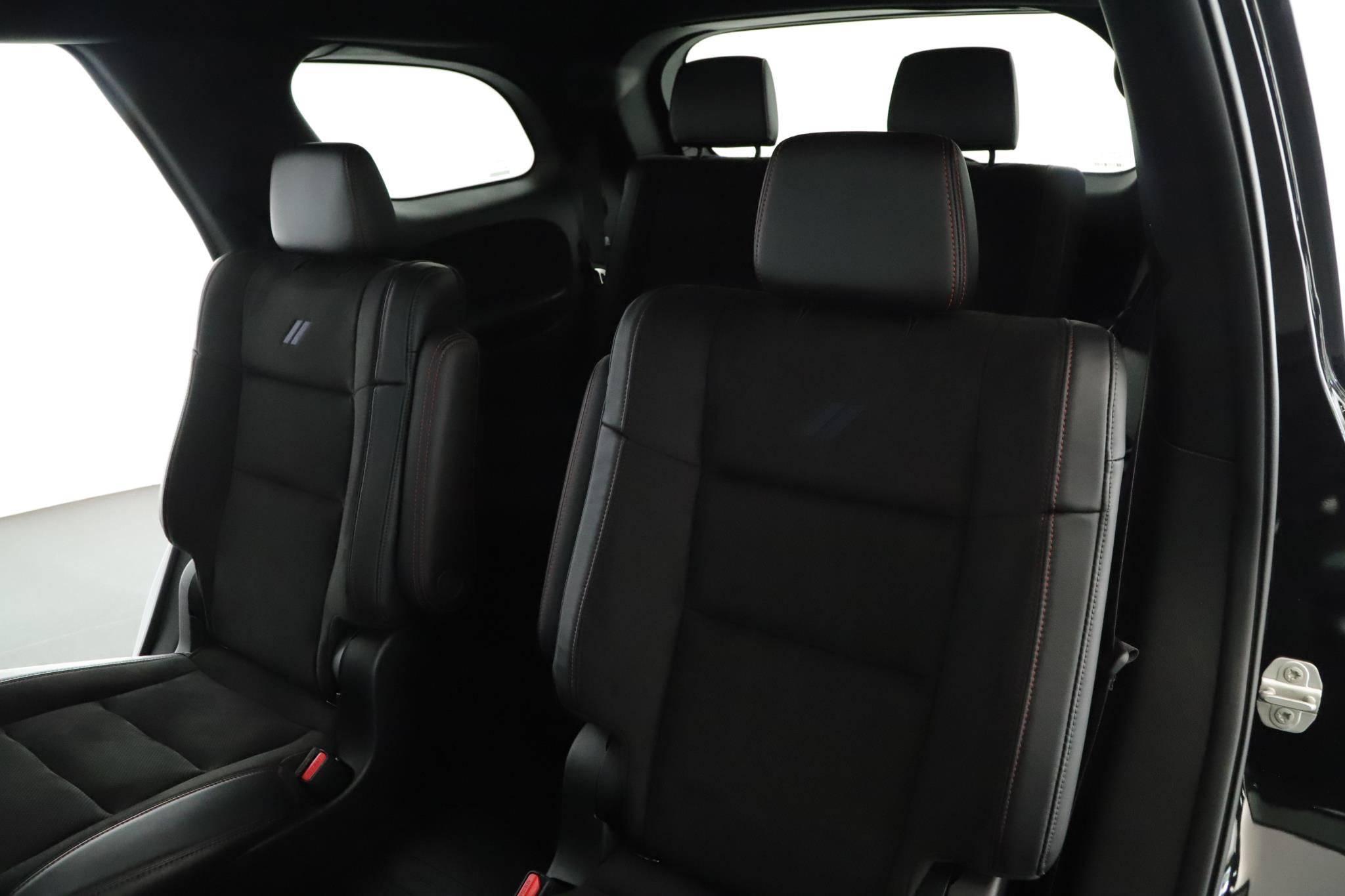 Used 2023 Dodge Durango R/T w/ Tow 'N Go Package AWD/4WD image 6
