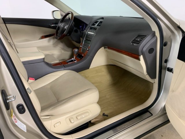 Used 2010 Lexus ES 350 image 37