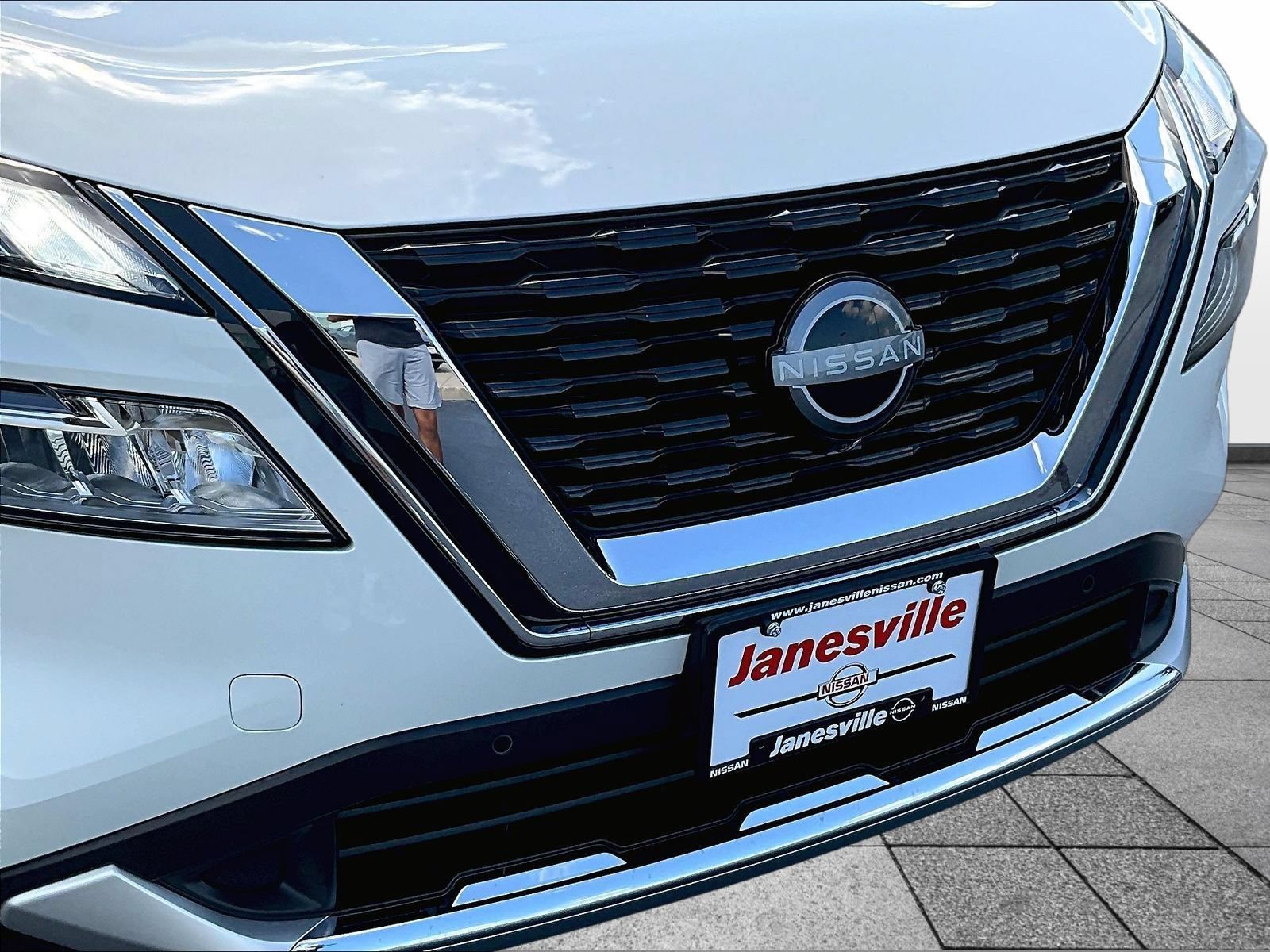 Used 2023 Nissan Rogue Platinum w/ Platinum Premium Package AWD/4WD image 36