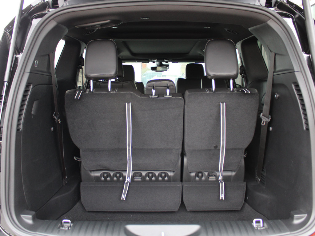 New 2026 Chrysler Pacifica Select AWD/4WD image 36