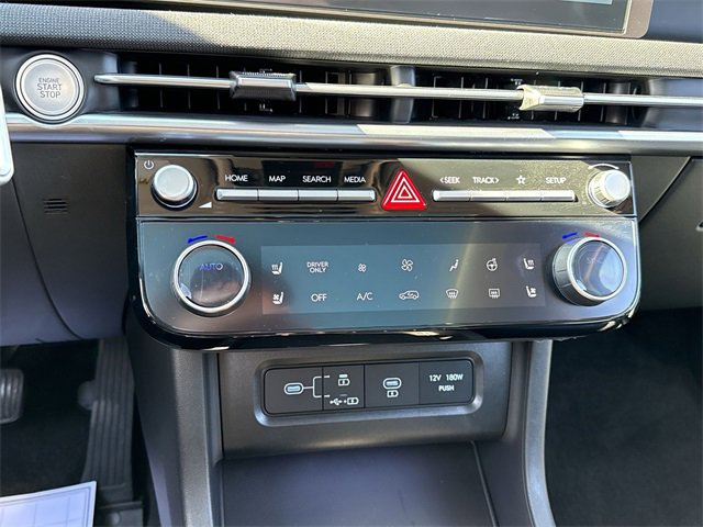 Used 2025 Hyundai Tucson Limited image 17