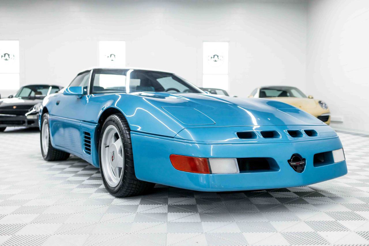 Used 1989 Chevrolet Corvette Convertible RWD image 12