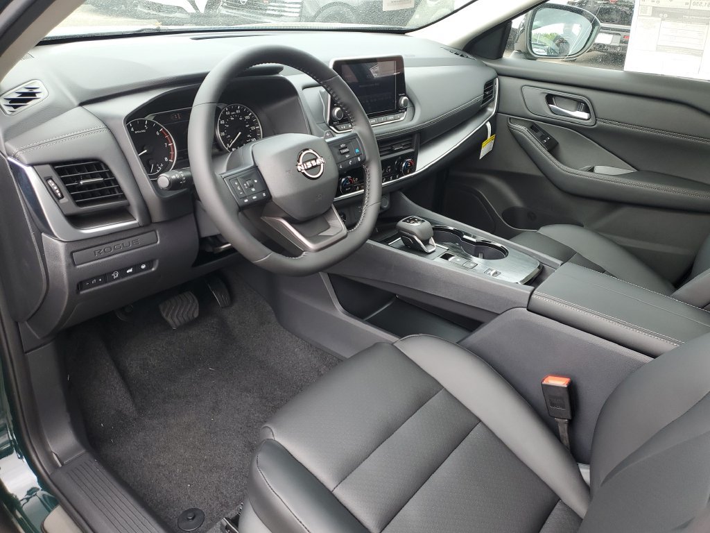 New 2026 Nissan Rogue Dark Armor FWD image 22