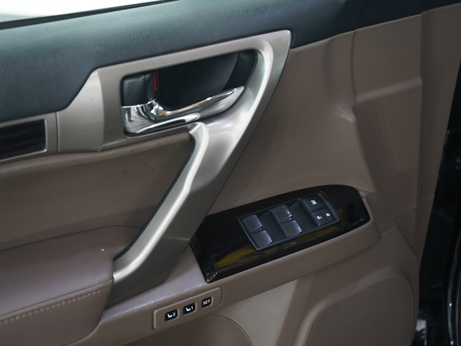 Used 2019 Lexus GX 460 image 22