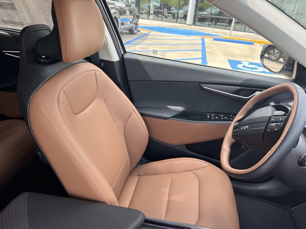 New 2026 Kia EV6 Wind AWD/4WD image 13