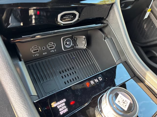 New 2027 Jeep Grand Cherokee Altitude AWD/4WD image 25