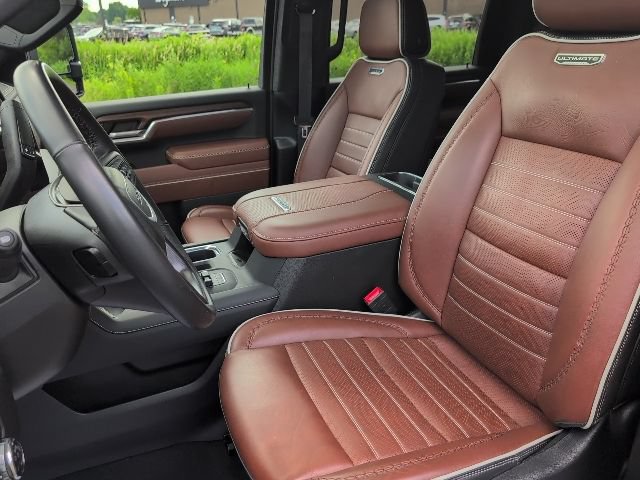 Used 2025 GMC Sierra 2500 Denali Ultimate AWD/4WD image 12