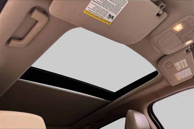 Used 2022 Ford Expedition Limited AWD/4WD image 25