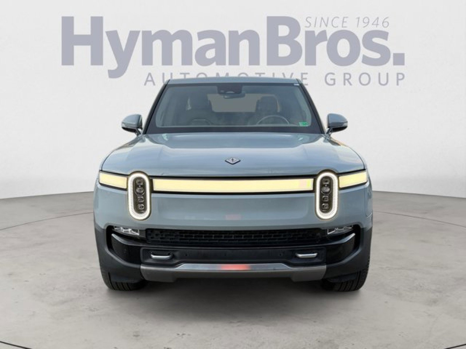 Used 2023 Rivian R1T Adventure image 8