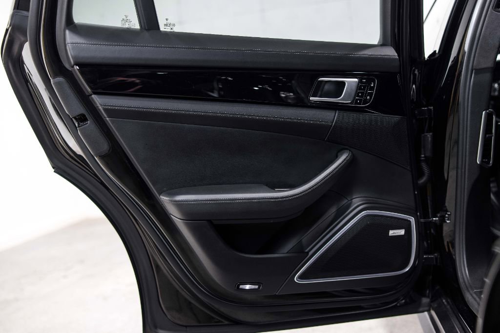 Used 2019 Porsche Panamera Turbo S image 14