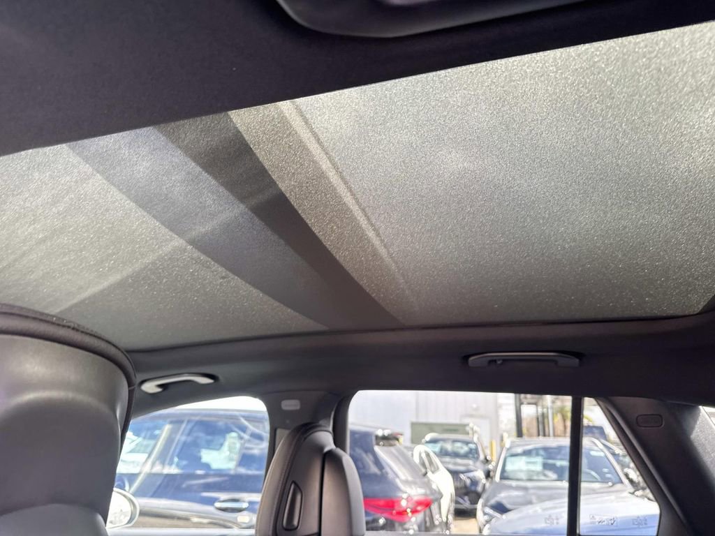 New 2026 Mercedes-Benz GLC 300 4MATIC image 8