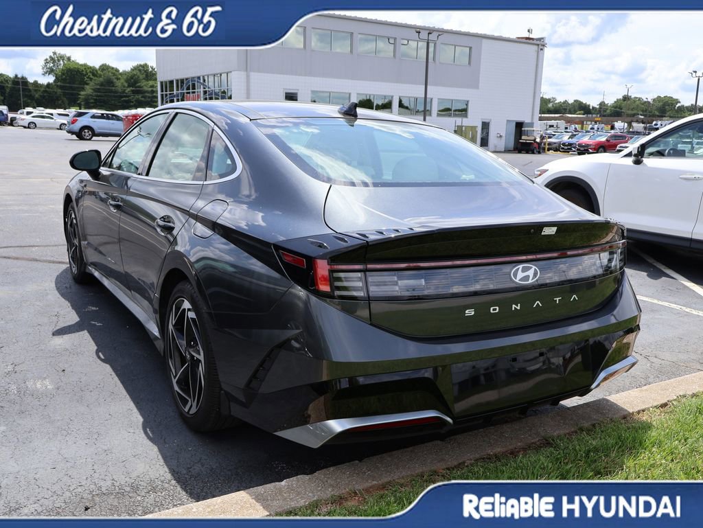 Used 2024 Hyundai Sonata SEL w/ Convenience Package FWD image 15