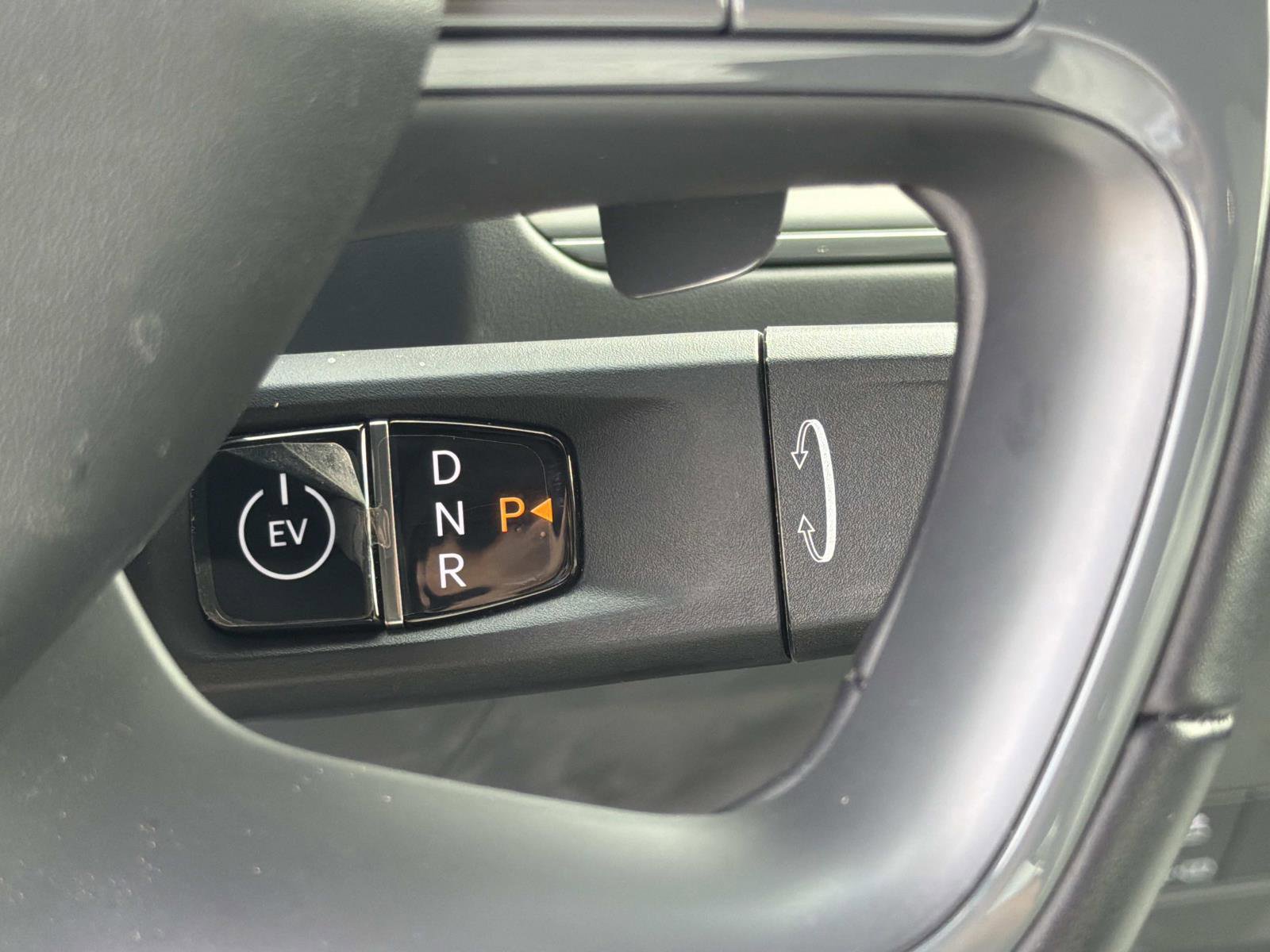 Used 2025 Kia EV9 GT-Line image 11