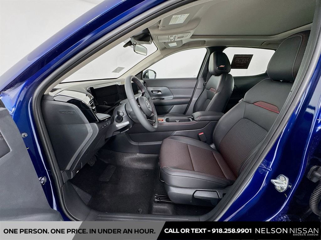 New 2026 Nissan Kicks SR w/ SR Premium Package FWD image 21