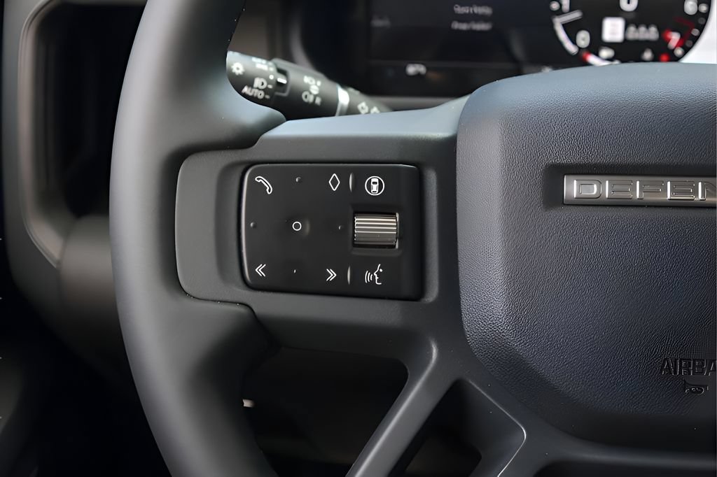 Used 2026 Land Rover Defender 110 S AWD/4WD image 19