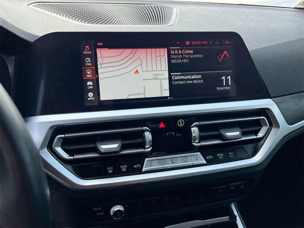 Used 2022 BMW 330i Sedan w/ Driving Assistance Package image 18