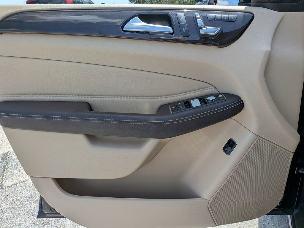 Used 2016 Mercedes-Benz GLE 350 image 32