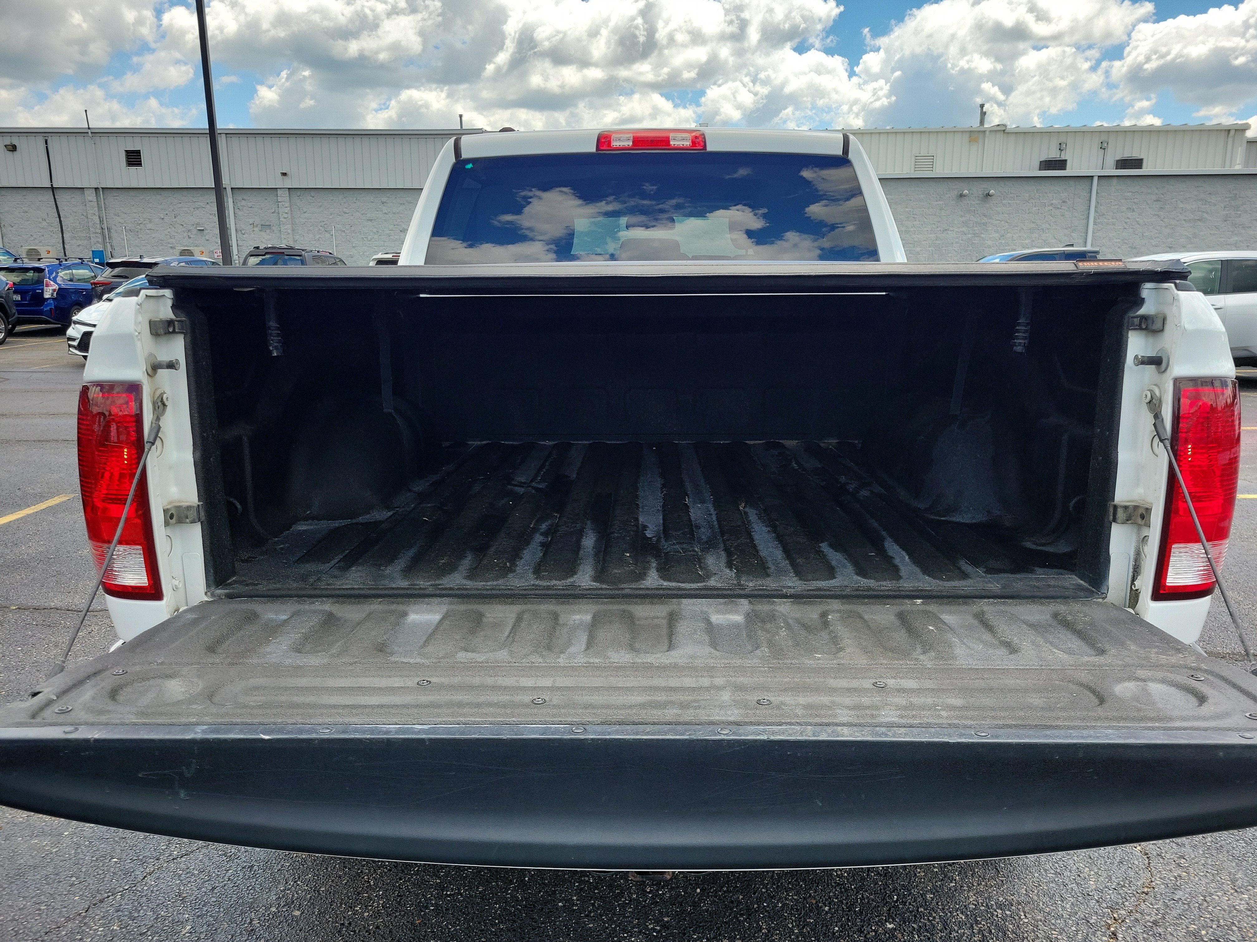 Used 2016 RAM 1500 Express w/ Popular Equipment Group AWD/4WD image 8