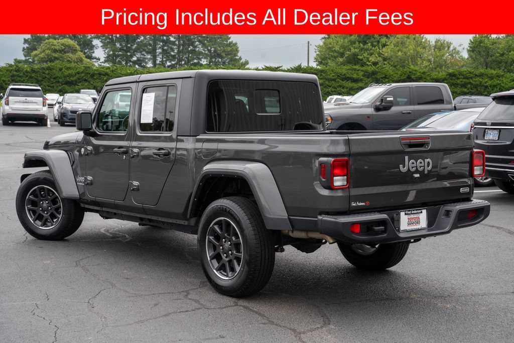 Used 2023 Jeep Gladiator Overland AWD/4WD image 3