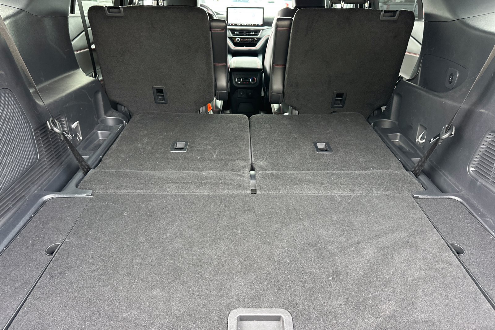 Used 2025 Ford Explorer ST AWD/4WD image 15