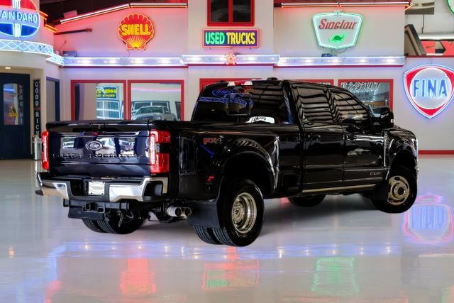 Used 2023 Ford F350 Lariat w/ Lariat Ultimate Package AWD/4WD image 3