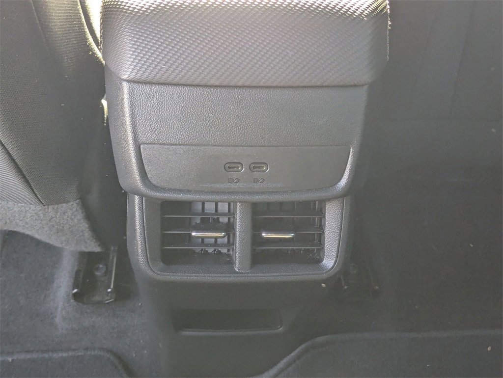 Used 2025 Chevrolet Equinox LT image 26