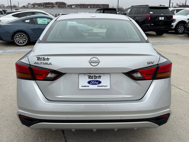 Used 2023 Nissan Altima 2.5 SV image 9