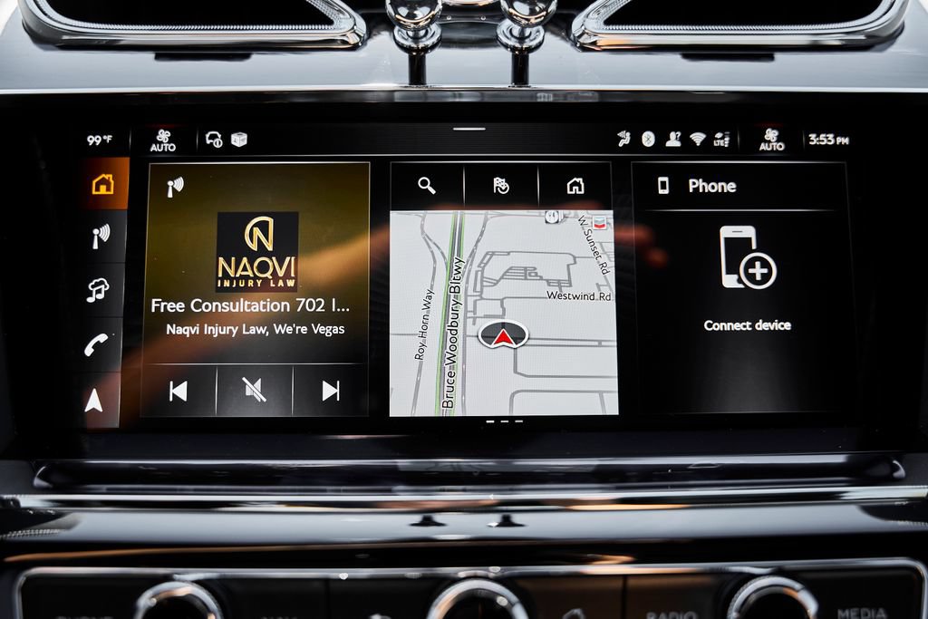 Used 2025 Bentley Bentayga AWD/4WD image 73