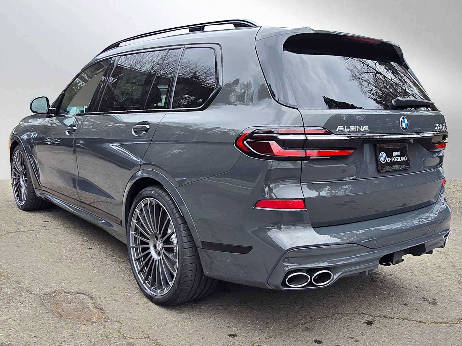 New 2026 BMW ALPINA XB7 image 5