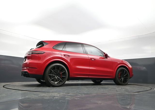 Used 2023 Porsche Cayenne Turbo w/ Premium Package Plus AWD/4WD image 29