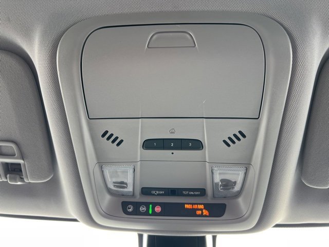 Used 2024 Chevrolet Blazer LT w/ Convenience Package image 17