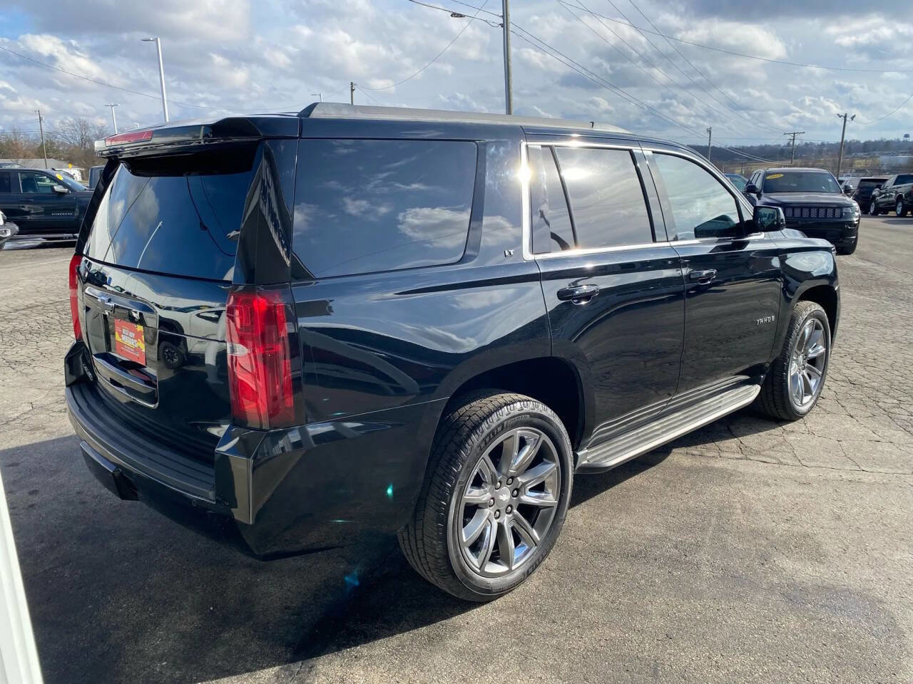 Used 2017 Chevrolet Tahoe LT image 5