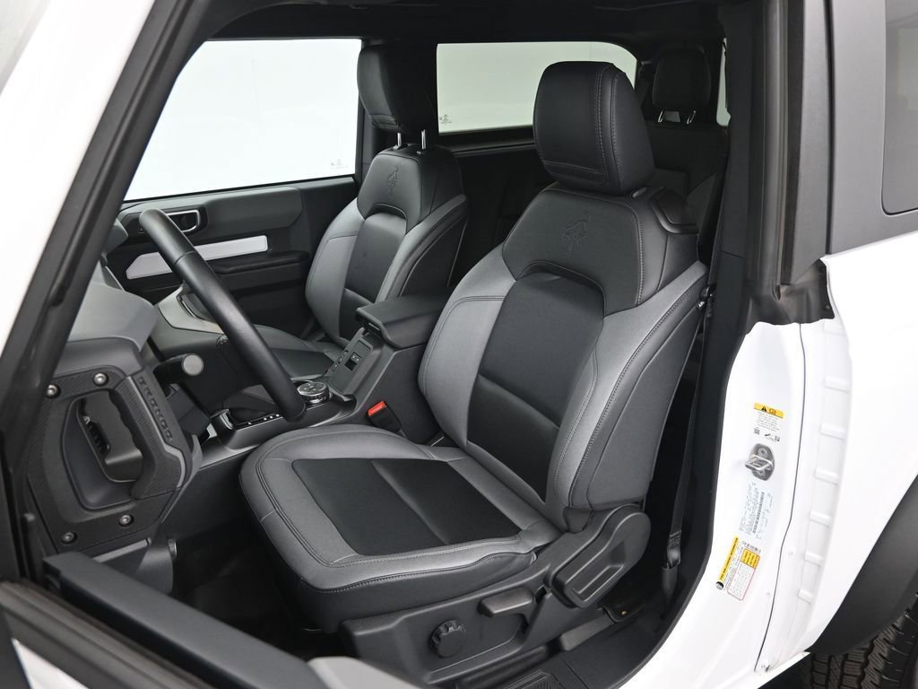 Used 2024 Ford Bronco Big Bend image 9