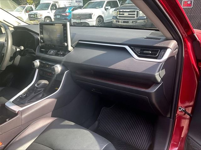 Used 2022 Toyota RAV4 Limited AWD/4WD image 17