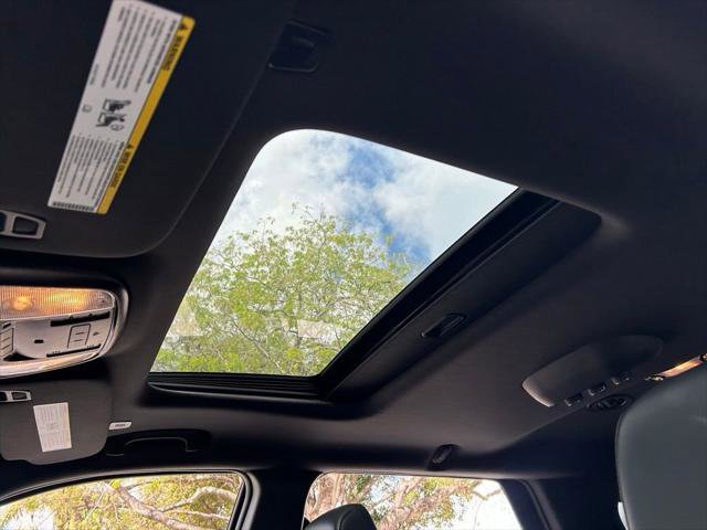 Certified 2024 Dodge Durango R/T image 18