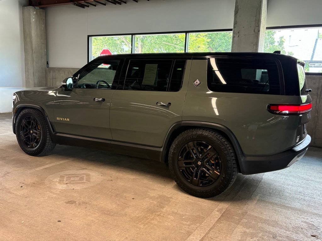 Used 2023 Rivian R1S Launch Edition AWD/4WD image 2