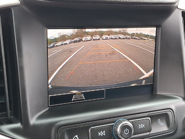 Used 2024 GMC Terrain SLE AWD/4WD image 17