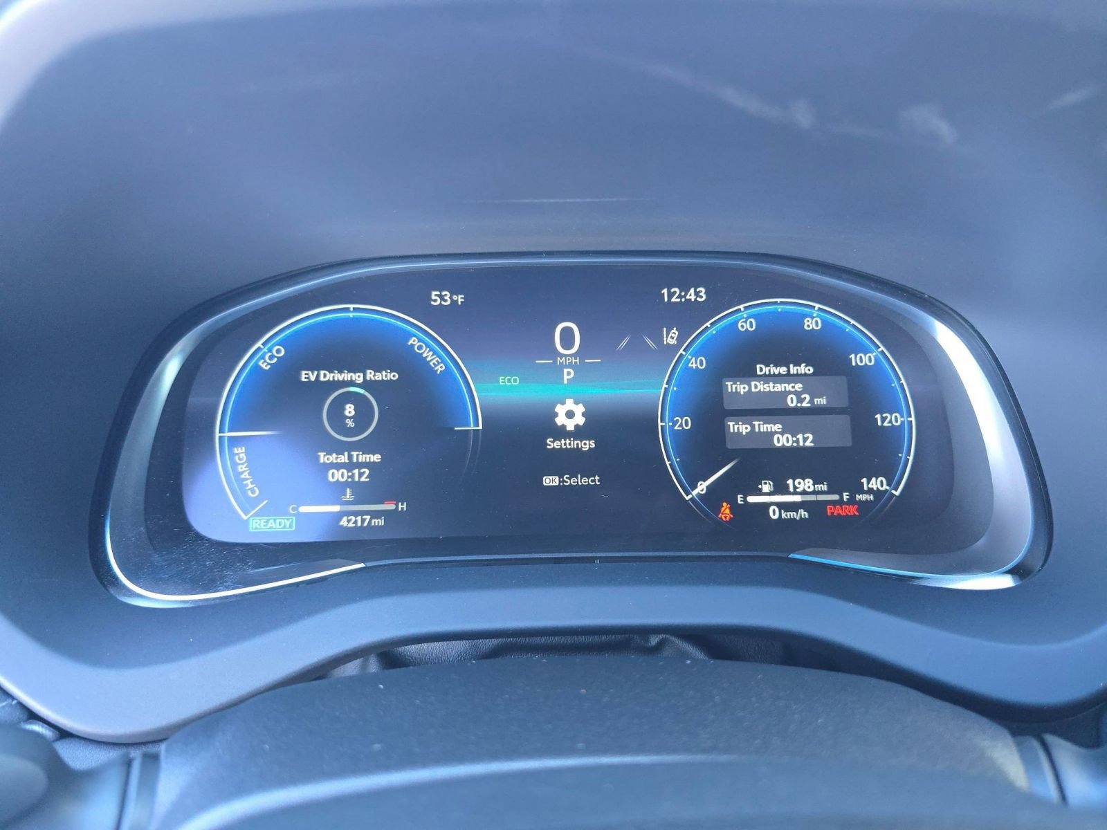 Used 2023 Toyota Venza Limited image 18