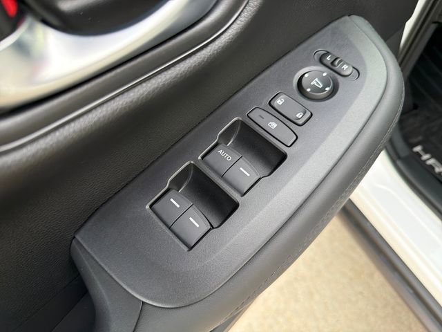 New 2026 Honda HR-V LX image 11