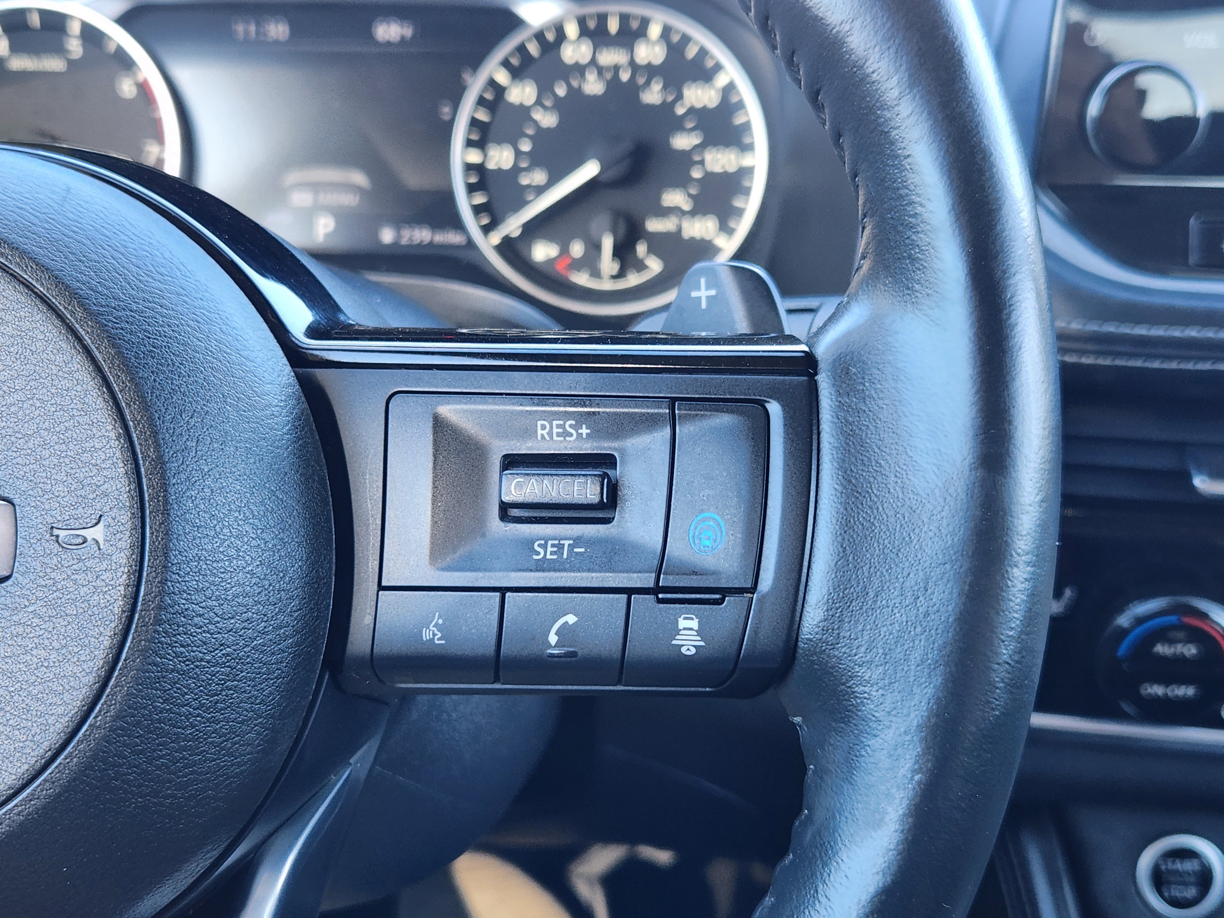 Used 2021 Nissan Rogue SL w/ Premium Package image 19