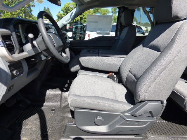 New 2026 Ford F350 XL w/ XL Chrome Package image 23