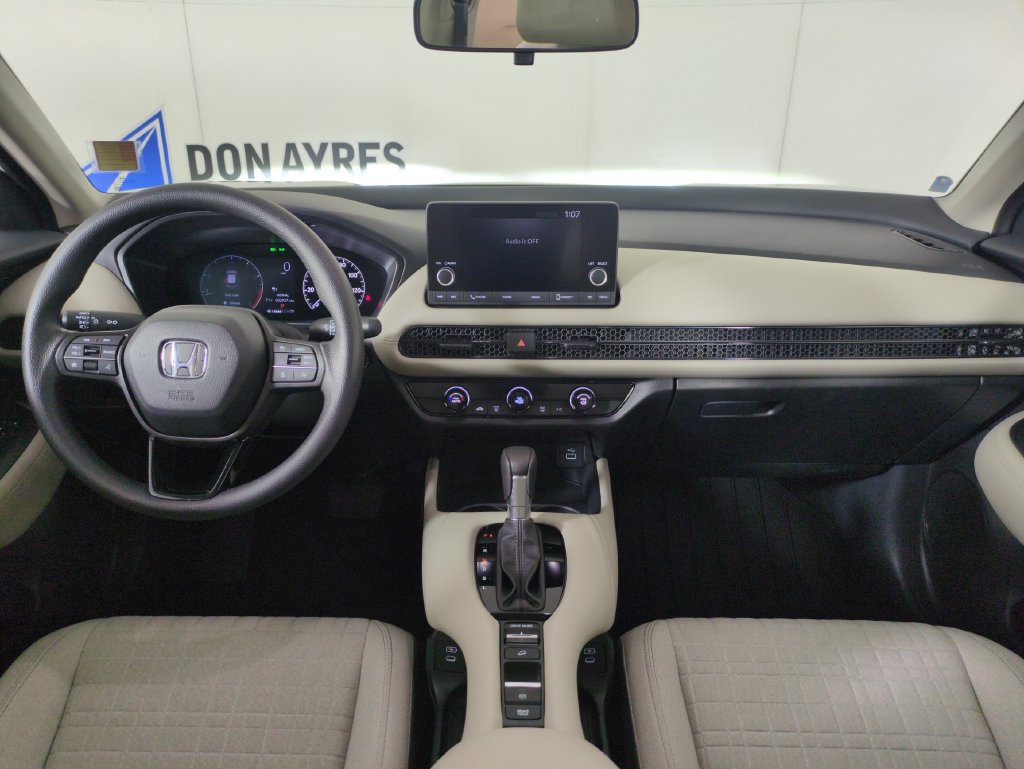 Used 2025 Honda HR-V LX image 17