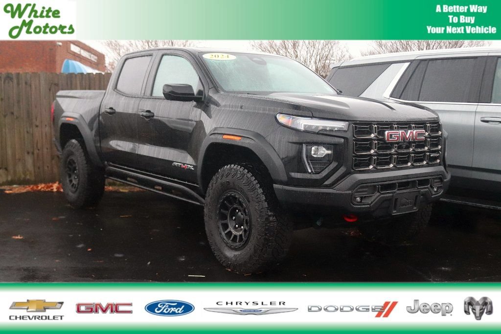 Used 2024 GMC Canyon AT4X w/ AT4X AEV Edition AWD/4WD image 1