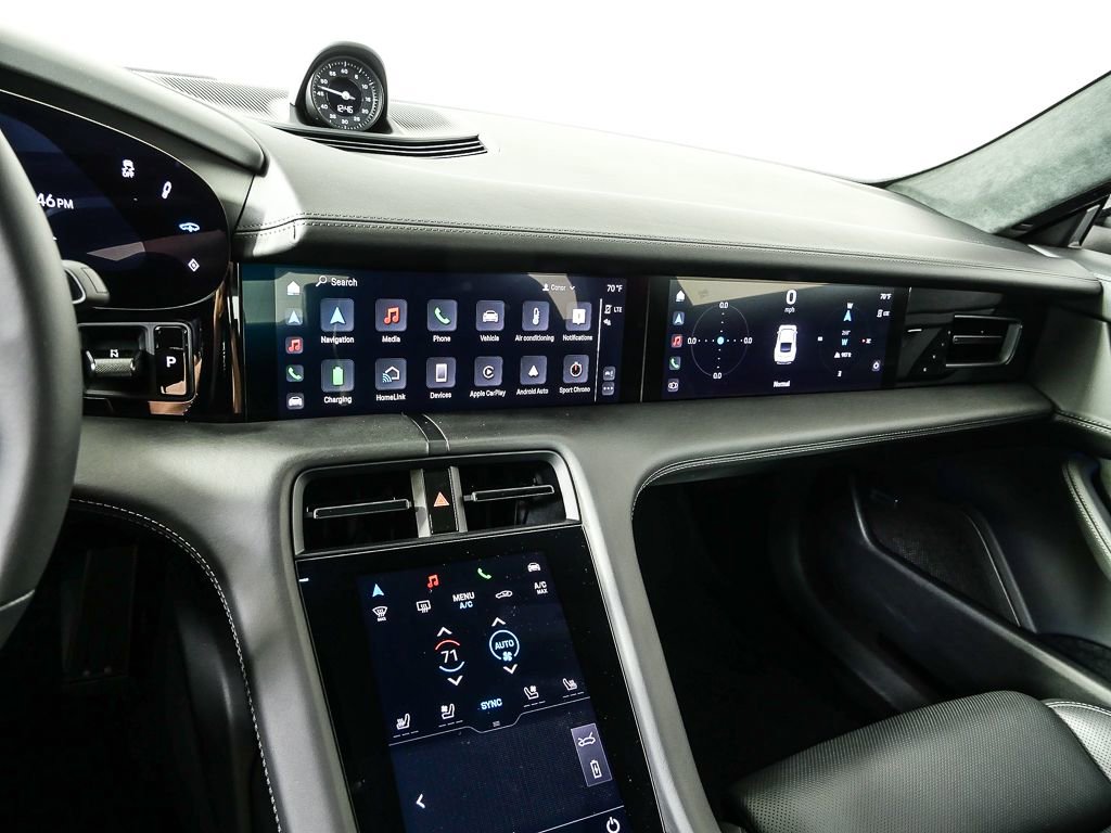 Certified 2024 Porsche Taycan GTS image 13