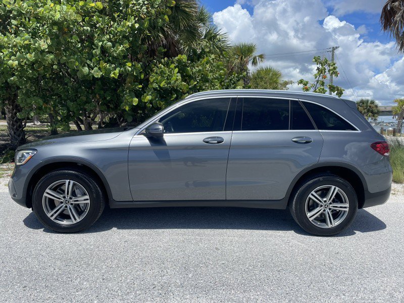 Used 2021 Mercedes-Benz GLC 300 image 3