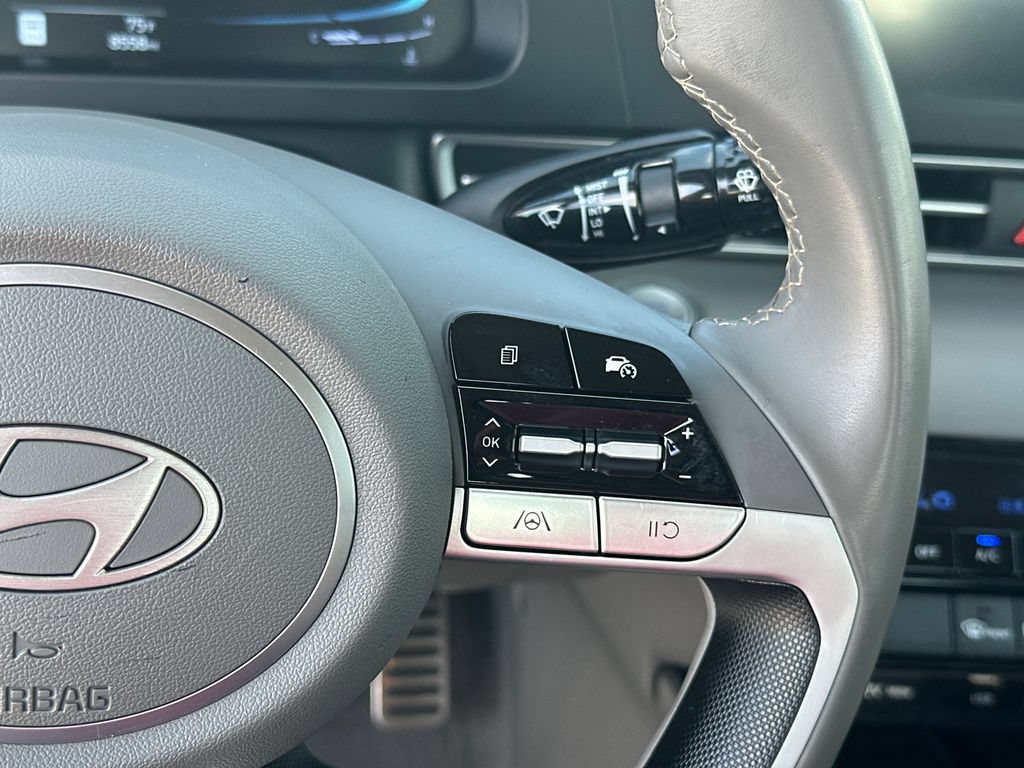 Certified 2025 Hyundai Elantra Sport FWD image 25
