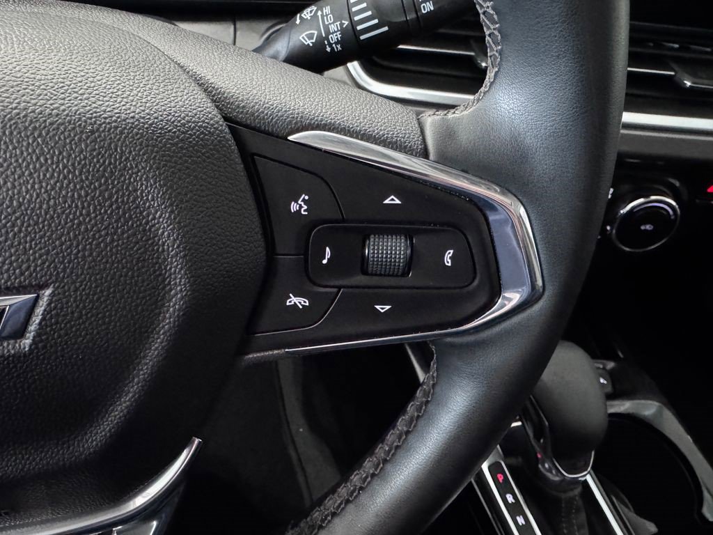 Certified 2024 Chevrolet Trax ACTIV w/ Sunroof Package image 18