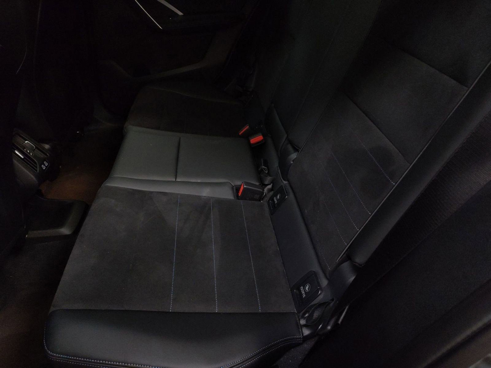 Used 2025 BMW X2 M35i w/ Premium Package image 25