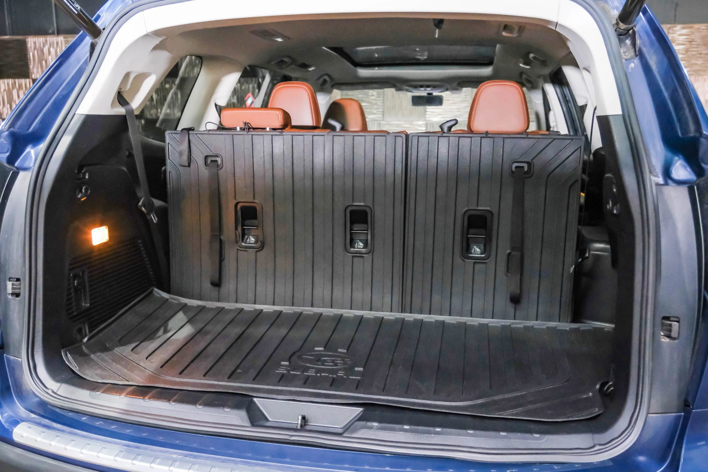 Used 2019 Subaru Ascent Touring w/ Popular Package #3 image 46